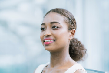 若いビジネスウーマンのポートレート