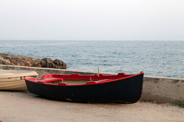Naklejka na ściany i meble boat on the beach