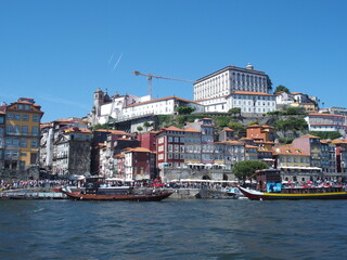 Blick auf den Douro und Porto Portugal View of Douro river an Porto Portugal