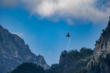 Dassault Rafale in Schweizer Bergen Swiss Mountains 