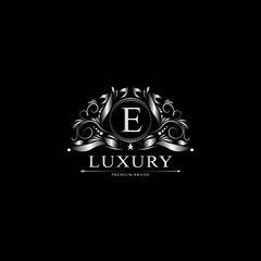 Fototapeta premium E Luxury Logo. Template flourishes calligraphic elegant ornament lines. Business sign, identity for Restaurant, Royalty, Boutique, Cafe, Hotel, Heraldic, Jewelry, Fashion and other vector illustration