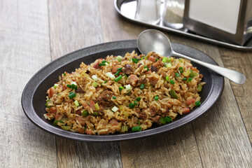 classic cajun dirty rice, southern food