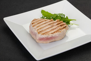 Grilled tuna steak