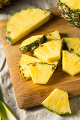 Raw Yellow Organic PIneapple Slices
