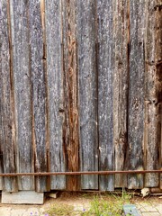 Altes rötliches Scheunentor als Holz Hintergrund 
