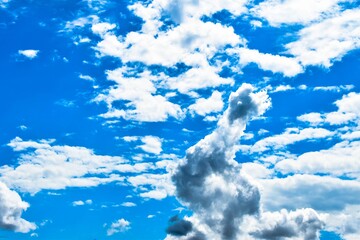 Wolkenhimmel im Juli © Andrea