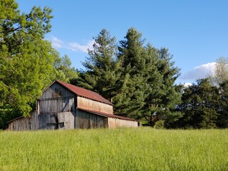 Obraz premium old wooden house