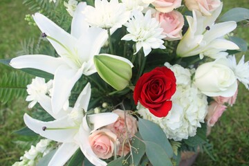 wedding bouquet of roses