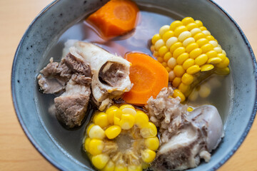 Guangdong old fire soup corn carrot pork bone soup