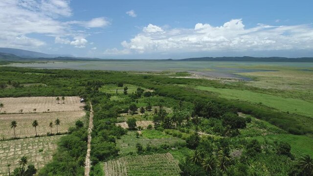 Low-altitude flight of the cabral lagoon