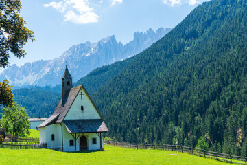 Fototapeta na wymiar Welschnofen chapel St. Sebastian in Dolomites