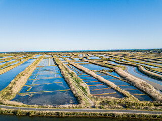 Photo a&eacute;rienne drone marais salants ile de r&eacute; france 