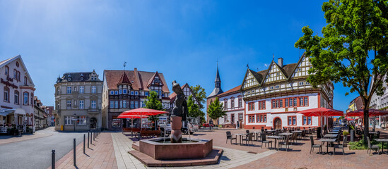 Fototapeta na wymiar Marktplatz und Rathaus, Blomberg, Deutschland 