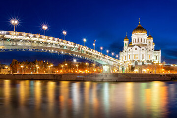 Fototapeta na wymiar Cathedral of Christ the Saviour at twilight time in Moscow,Russia.