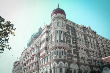 Fototapeta na wymiar old building in Mumbai