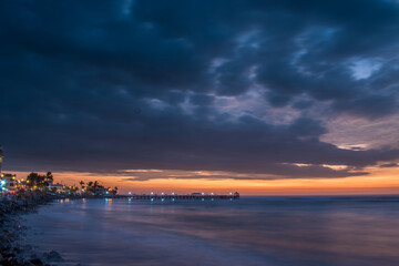 ATARDECER EN LA PLAYA DE HUANCHACO
