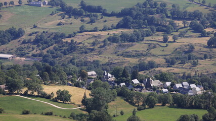 Fototapeta na wymiar paysages du Cantal