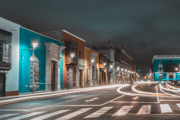 HERMOSO PAISAJE NOCTURNO DE TRUJILLO