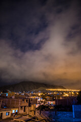 PAISAJE NOCTURNO DE TRUJILLO