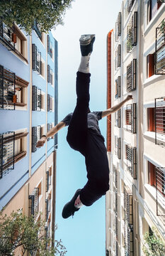 Salto Parkour City Nadir PIernas
