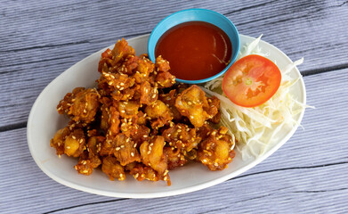 Thai & Japanese Mixed Food Selections 