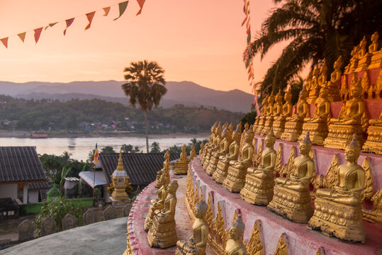 Kaos Bilder Durchsuchen 6,209 Archivfotos, und Videos