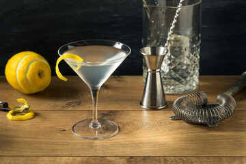 boozy Refreshing Gin Martini - obrazy, fototapety, plakaty