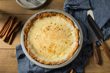 Homemade Sweet Sugar Cream Pie