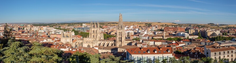 Fototapeta na wymiar panoramic view of the historical centre in Burgos Spain