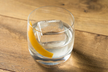Refreshing Boozy White Negronic Cocktail
