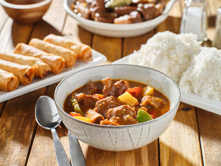 filipino beef kaldereta in bowl