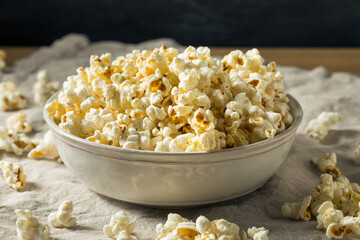 Homemade Salty Buttered Popcorn