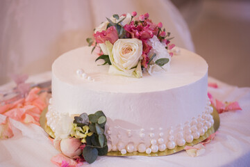 beautiful wedding cake