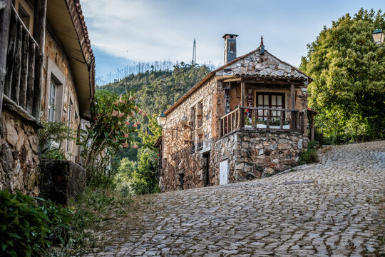 Typical schist house in the famous village of Casal de S&atilde;o Sim&atilde;o, Figueir&oacute; dos Vinhos PORTUGAL
