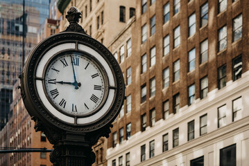 Fototapeta na wymiar old clock tower in New York