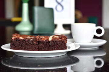
Cake
Is a brownie cake, beautiful color, and appetizing