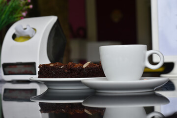 
Cake
Is a brownie cake, beautiful color, and appetizing