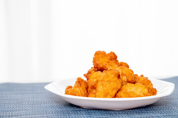 鶏肉の唐揚げ