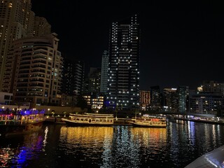 Fototapeta na wymiar Dubai harbour skyline at night