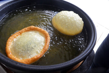 Fränkische Hutkrapfen backen