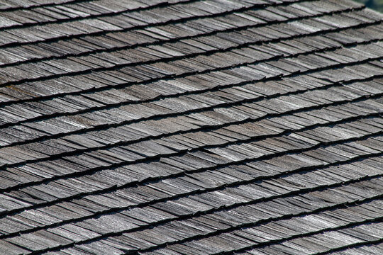 Toitures en tavaillons 