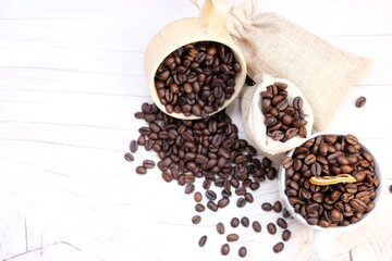 Fototapeta na wymiar coffee beans and cup