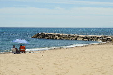 Fototapeta na wymiar vacances littoral mer cote océan tourisme Espagne Catalogne soleil environnement
