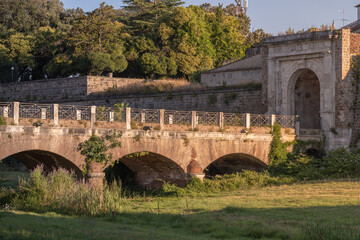 Fototapeta na wymiar Bridge that connects to the Porta Napoli in Capua city