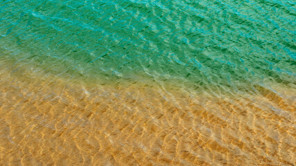 shoal along the shore on the lake, backgrounds, textures