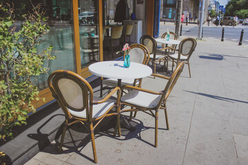 table and chairs