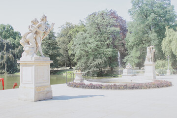 Obraz premium fountain in the park Łazienki Królewskie w Warszawie