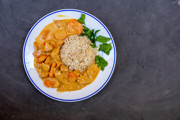 rice, curry, chili, chicken, spicy, Arabic, Asia , Indian food, background, bowl, butter, carrot, cooking, cream, culture, delicious, diet, dinner, eat, food, fresh, fried, gray, green, healthy, herbs