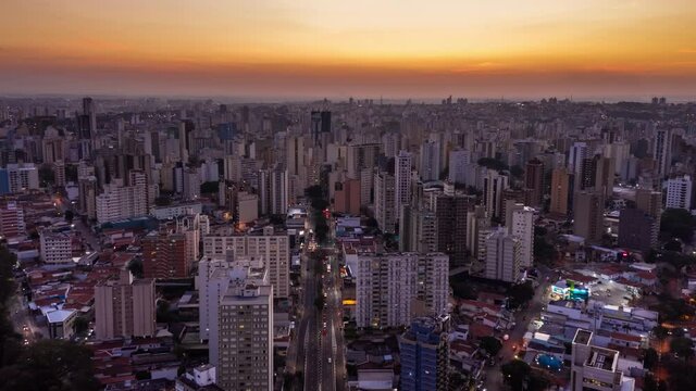 Sunset in the city of Campinas, S&atilde;o Paulo, Brazil, time lapse with drone