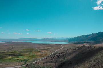 road to the mountains